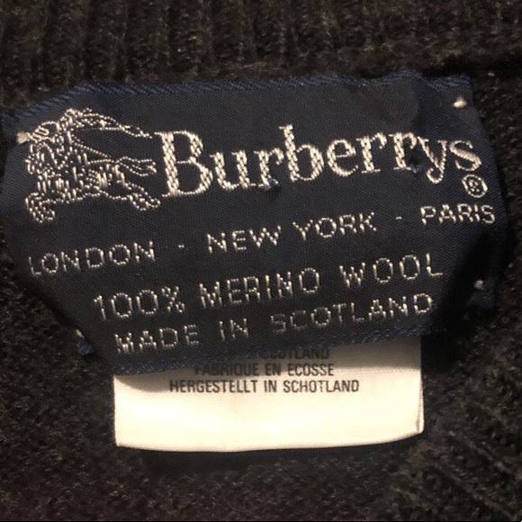 (SOLD) Burberry Sweater - Picture 2 of 3